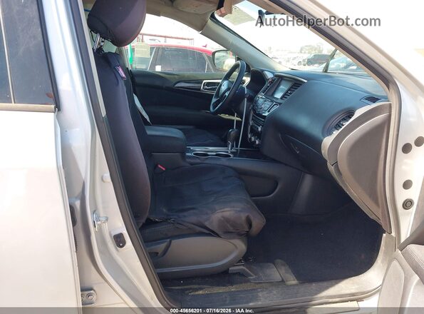 5N1DR2MN8HC648524 2017 NISSAN PATHFINDER Silver Widok wnętrza z przodu