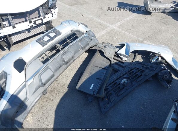 5N1DR2MN8HC648524 2017 NISSAN PATHFINDER Silver Widok zestawu wskaźników
