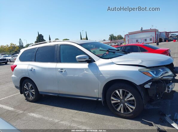 5N1DR2MN8HC648524 2017 NISSAN PATHFINDER Silver Widok wnętrza 360 stopni