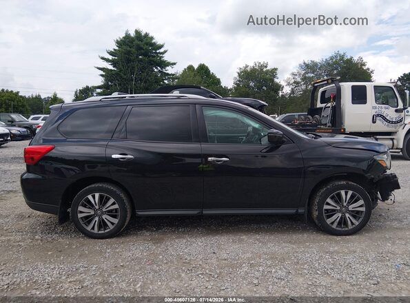 5N1DR2MN8HC695813 2017 NISSAN PATHFINDER Black Widok wnętrza z tyłu