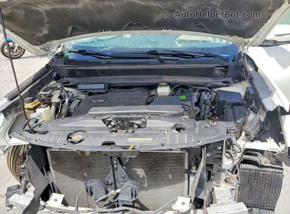 5N1DR2MN8JC653440 2018 NISSAN PATHFINDER White Rear interior view