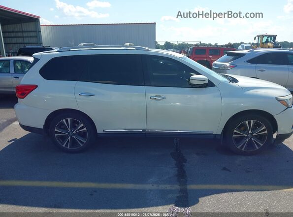 5N1DR2MN9HC902175 2017 NISSAN PATHFINDER White Вид задньої частини салону