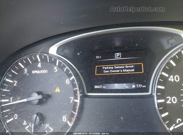 5N1DR2MN9JC654404 2018 NISSAN PATHFINDER Silver 