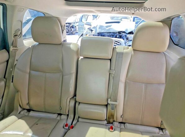 5N1DR2MN9KC587546 2019 NISSAN PATHFINDER White Հետևի նստատեղերի տեսք