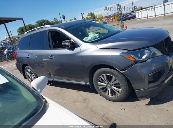 5N1DR2MNXHC904551 2017 NISSAN PATHFINDER Gray Widok wnętrza z tyłu