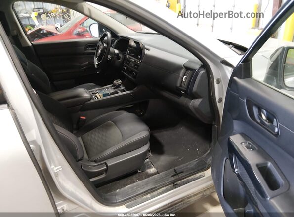 5N1DR3AC8RC253186 2024 NISSAN PATHFINDER Gray Widok wnętrza z przodu