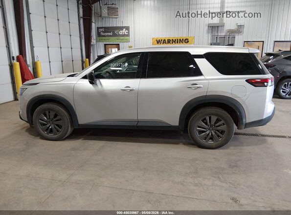 5N1DR3AC8RC253186 2024 NISSAN PATHFINDER Gray Widok wnętrza z tyłu