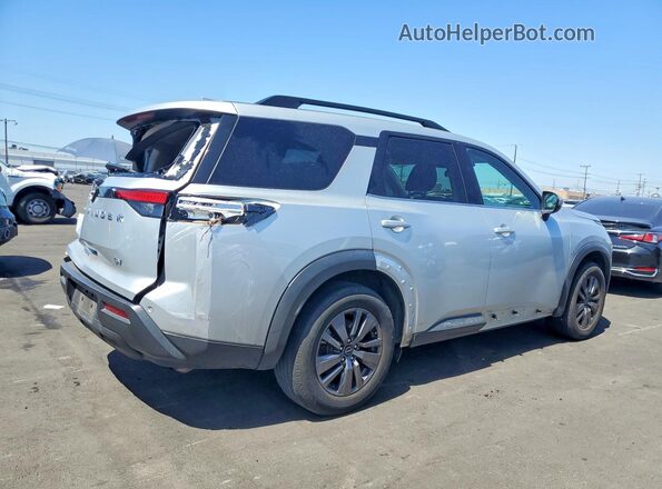 5N1DR3BA2NC228338 2022 NISSAN PATHFINDER Silver Rear right