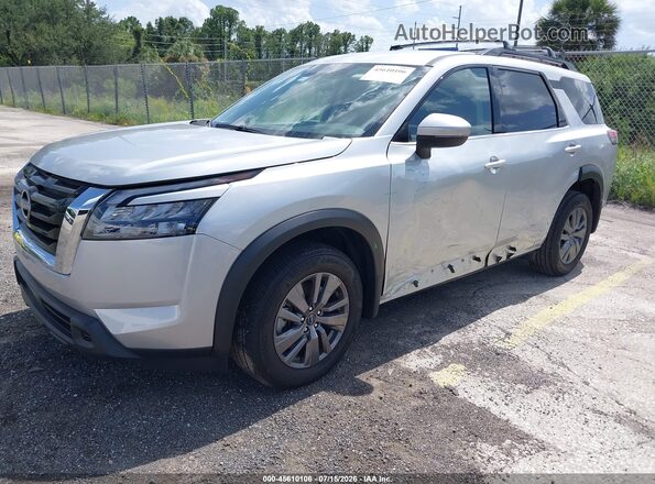 5N1DR3BA7SC215046 2025 NISSAN PATHFINDER Silver Widok z przodu