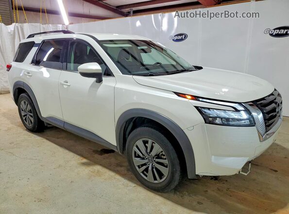 5N1DR3BA8RC261186 2024 NISSAN PATHFINDER White Front right