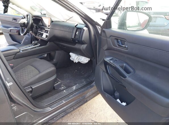 5N1DR3BA8RC272575 2024 NISSAN PATHFINDER Gray Front interior view