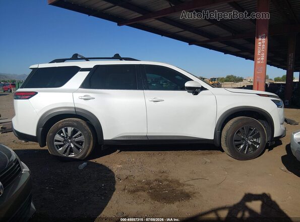 5N1DR3BA8SC304947 2025 NISSAN PATHFINDER White უკანა სალონის ხედი