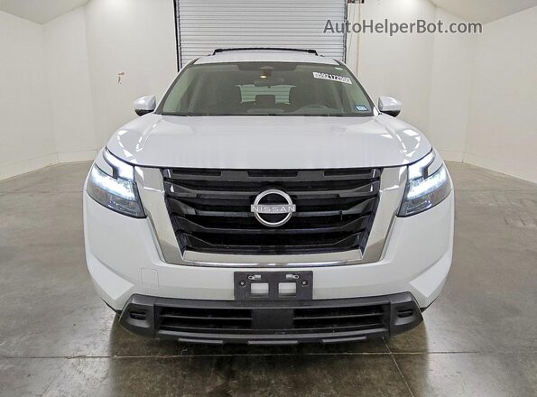5N1DR3BAXSC302097 2025 NISSAN PATHFINDER Белый Вид спереди