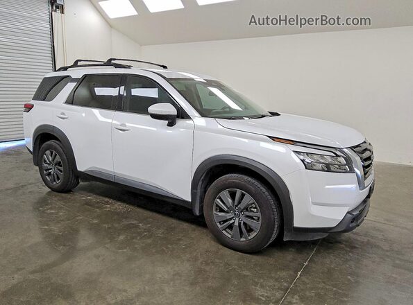 5N1DR3BAXSC302097 2025 NISSAN PATHFINDER Белый Передняя правая четверть
