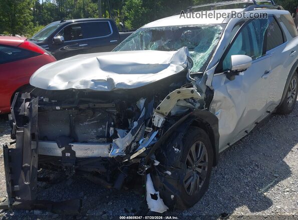 5N1DR3BC0NC231708 2022 NISSAN PATHFINDER Silver Front view