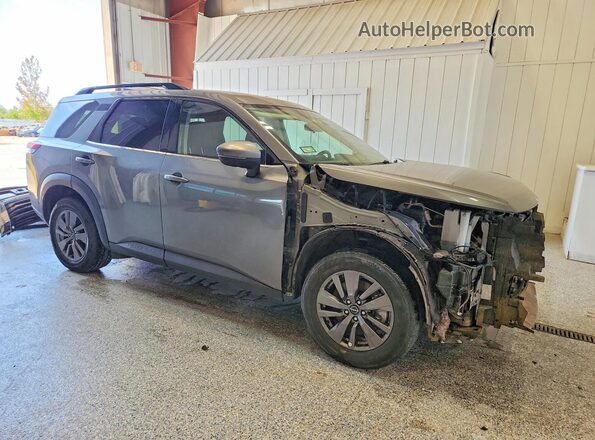 5N1DR3BC5RC250390 2024 NISSAN PATHFINDER Gray Przód prawy