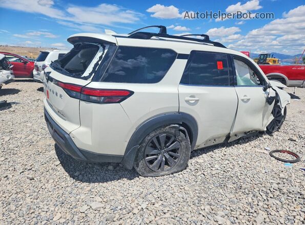 5N1DR3BC9NC254209 2022 NISSAN PATHFINDER White Trasero derecho