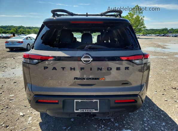 5N1DR3BD1PC231051 2023 NISSAN PATHFINDER Серый Вид сзади