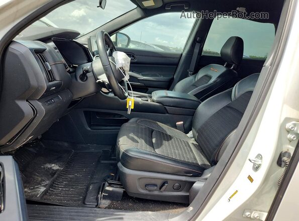 5N1DR3BD5PC258107 2023 NISSAN PATHFINDER Белый Вид салона спереди