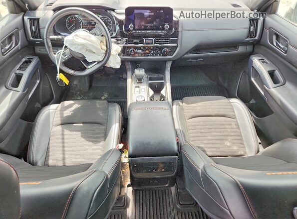 5N1DR3BD5PC258107 2023 NISSAN PATHFINDER Белый Вид панели приборов