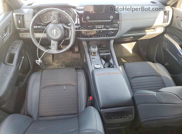 5N1DR3BD7SC306702 2025 NISSAN PATHFINDER Gray Dashboard view