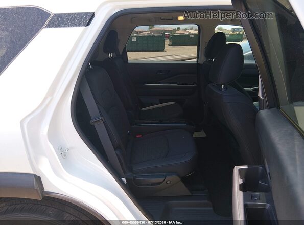 5N1DR3BD8RC249758 2024 NISSAN PATHFINDER White Widok naklejki z numerem VIN
