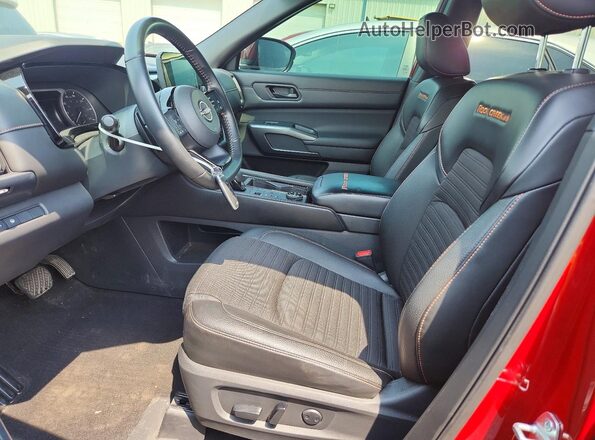 5N1DR3BDXPC225152 2023 NISSAN PATHFINDER Red Սալոնի դիմացի տեսք