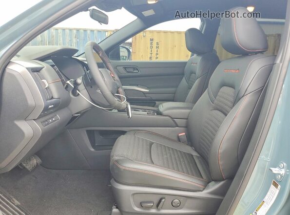 5N1DR3BEXTC233934 2026 NISSAN PATHFINDER Turquoise Вид салону спереду