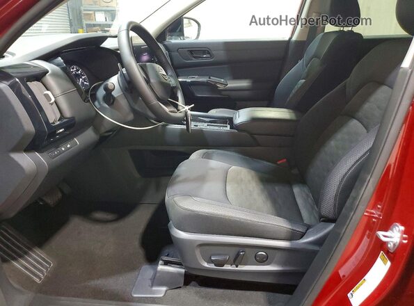 5N1DR3BS8TC223361 2026 NISSAN PATHFINDER Red Вид салону спереду