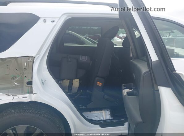 5N1DR3BSXTC236936 2026 NISSAN PATHFINDER White VIN sticker view