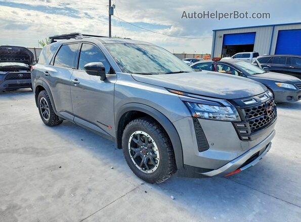 5N1DR3BT9TC247452 2026 NISSAN PATHFINDER Gray Передня права чверть