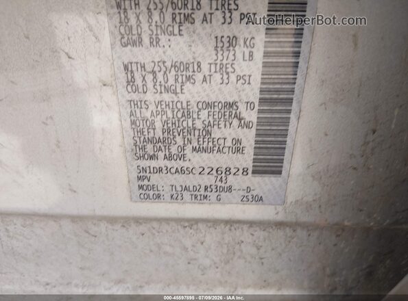 5N1DR3CA6SC226828 2025 NISSAN PATHFINDER Silver Widok komory silnika