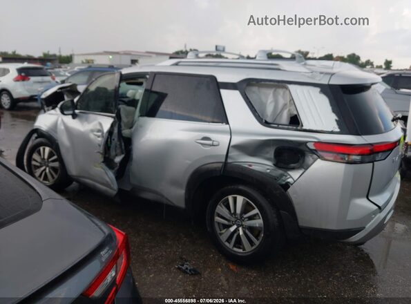 5N1DR3CA9SC315566 2025 NISSAN PATHFINDER Silver Սալոնի 360 աստիճան տեսք