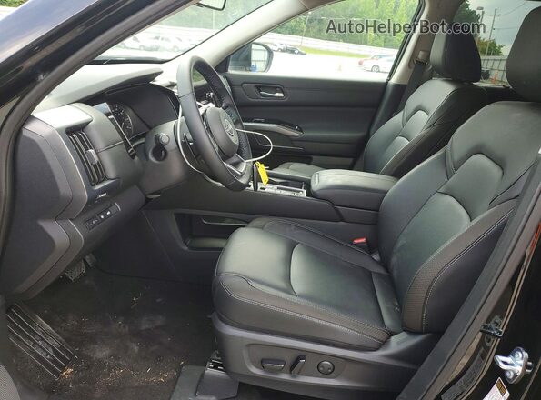 5N1DR3CAXSC243552 2025 NISSAN PATHFINDER White Front interior view
