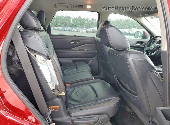 5N1DR3CC1PC245831 2023 NISSAN PATHFINDER Red Rear interior view