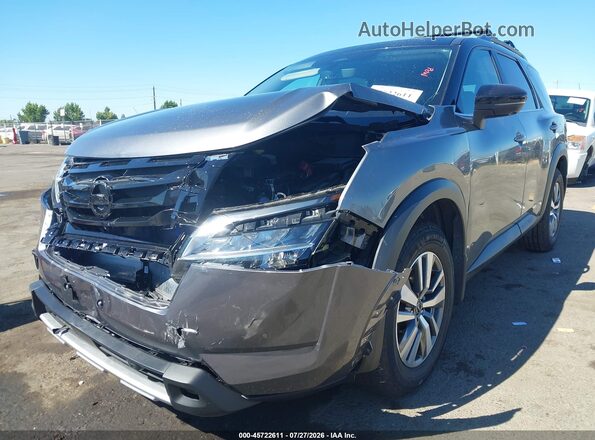 5N1DR3CC5PC214565 2023 NISSAN PATHFINDER Gray Widok z przodu