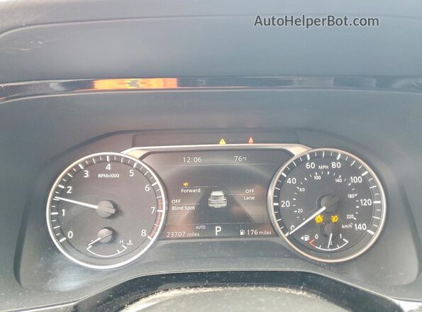 5N1DR3CC7RC213789 2024 NISSAN PATHFINDER Gray ხელსაწყოთა პანელის ხედი