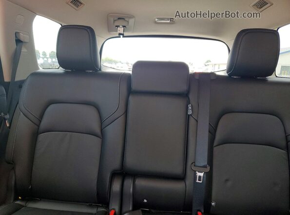5N1DR3CC9SC317206 2025 NISSAN PATHFINDER White Vista de los asientos traseros