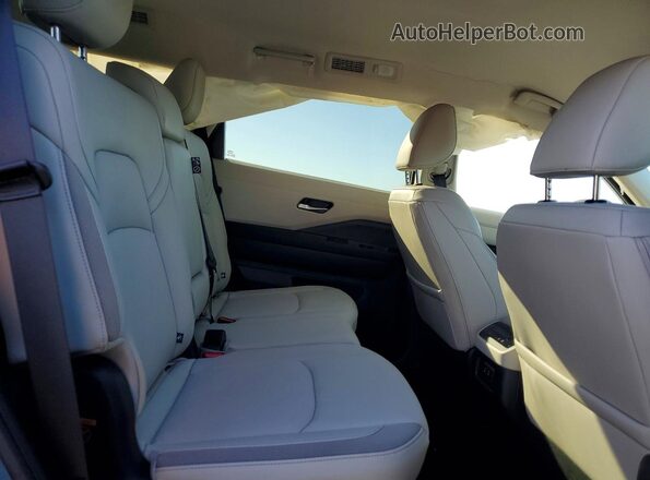 5N1DR3CE9TC214046 2026 NISSAN PATHFINDER Teal უკანა სალონის ხედი