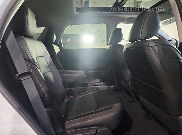 5N1DR3CT6TC202869 2026 NISSAN PATHFINDER White Vista de los asientos traseros
