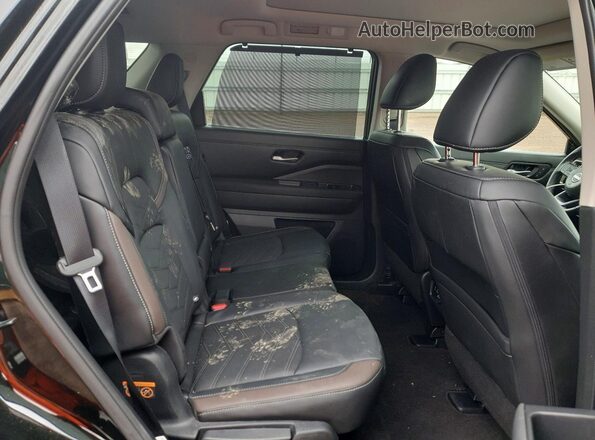 5N1DR3DG4SC280356 2025 NISSAN PATHFINDER Black Հետևի նստատեղերի տեսք