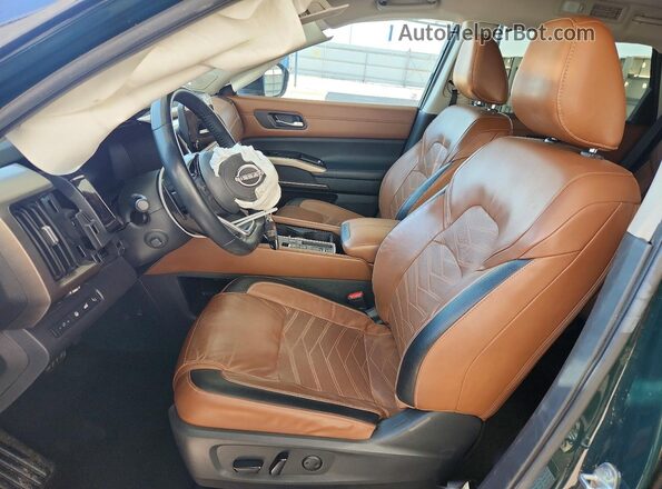 5N1DR3DG8PC243334 2023 NISSAN PATHFINDER Green Vista interior delantera