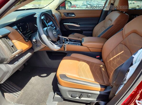 5N1DR3DH4SC267812 2025 NISSAN PATHFINDER Red Вид салону спереду