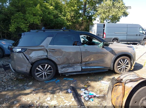 5N1DR3DH6PC216416 2023 NISSAN PATHFINDER Brown Widok wnętrza 360 stopni