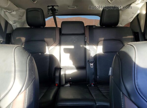 5N1DR3DJ0SC292631 2025 NISSAN PATHFINDER White Vista de los asientos traseros
