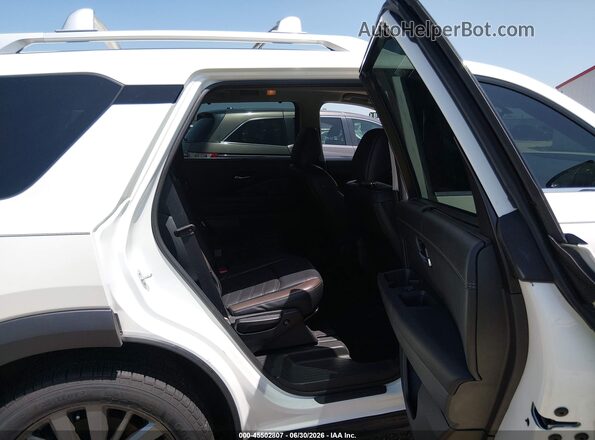 5N1DR3DJ2RC227449 2024 NISSAN PATHFINDER White Vista de la etiqueta del VIN