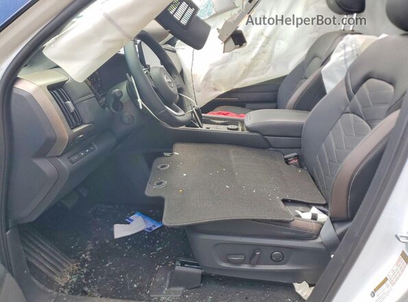 5N1DR3DJ7SC281707 2025 NISSAN PATHFINDER White Front interior view