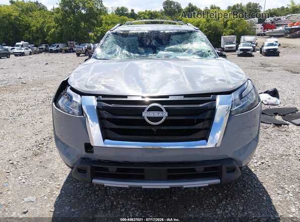 5N1DR3DK1SC256097 2025 NISSAN PATHFINDER Gray Rear interior view