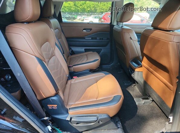5N1DR3DK6PC241635 2023 NISSAN PATHFINDER Black Rear interior view