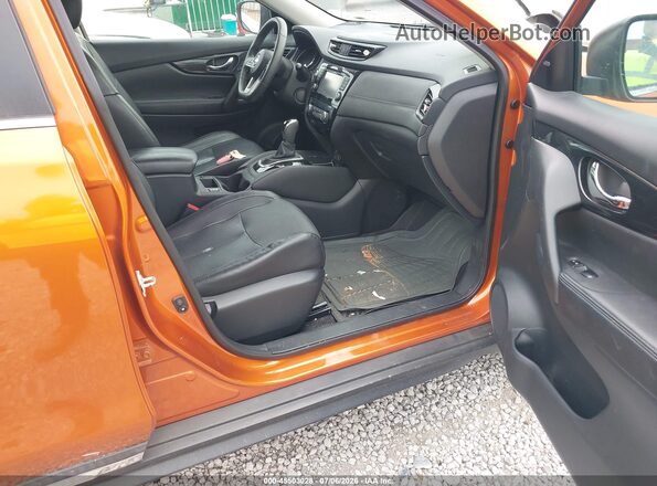 5N1ET2MV6HC768246 2017 NISSAN ROGUE HYBRID Orange Vista interior delantera